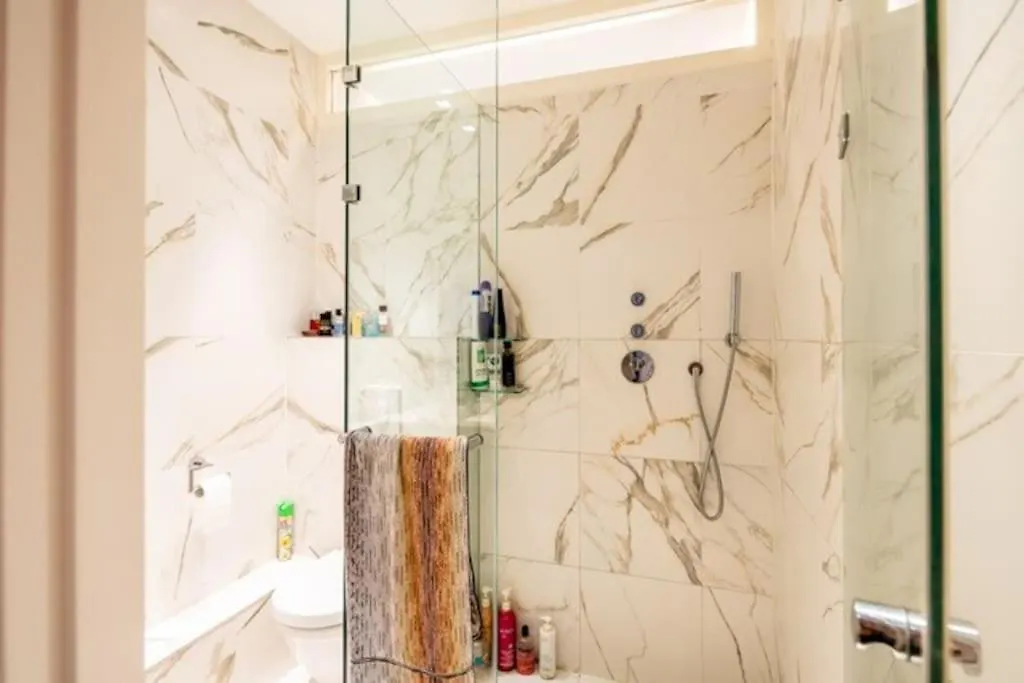 The Elegant Amsterdam Apartment הולנד