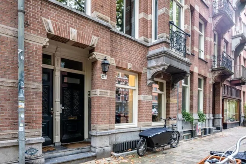 The Elegant Amsterdam Apartment 0*,  הולנד